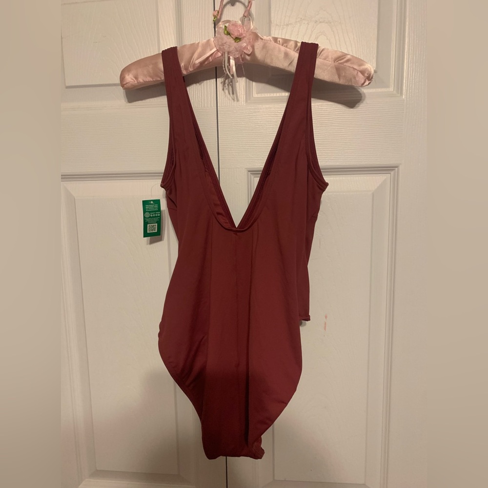 Gap Wrap Front One-Piece Swimsuit size M - Picture 3 of 6